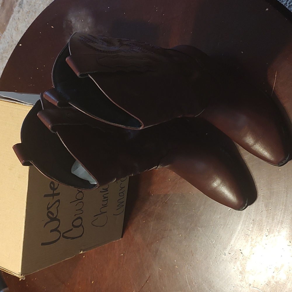 New western cowboy boots